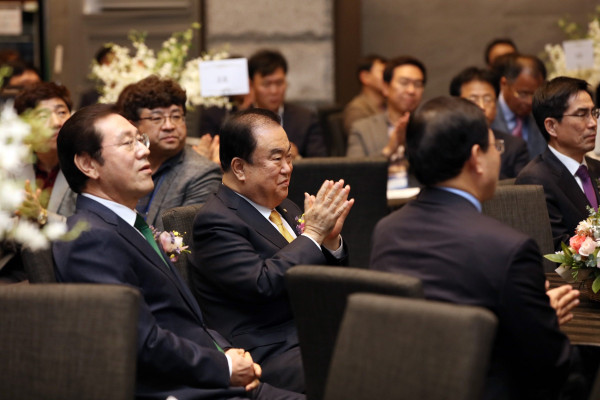 b1a4c1d6b0adbfac28229.jpg